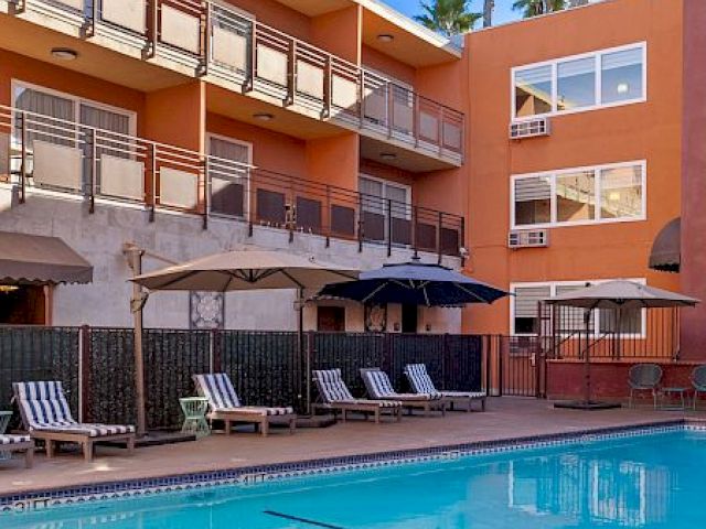 The Live Hotel — photo 38 of 60